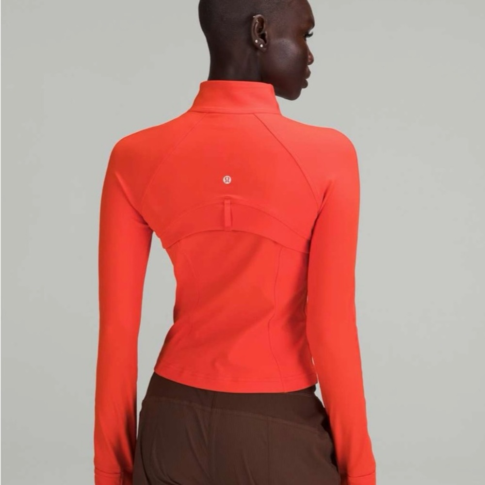 LULULEMON LIKE NEW CROPPED DEFINE JACKET